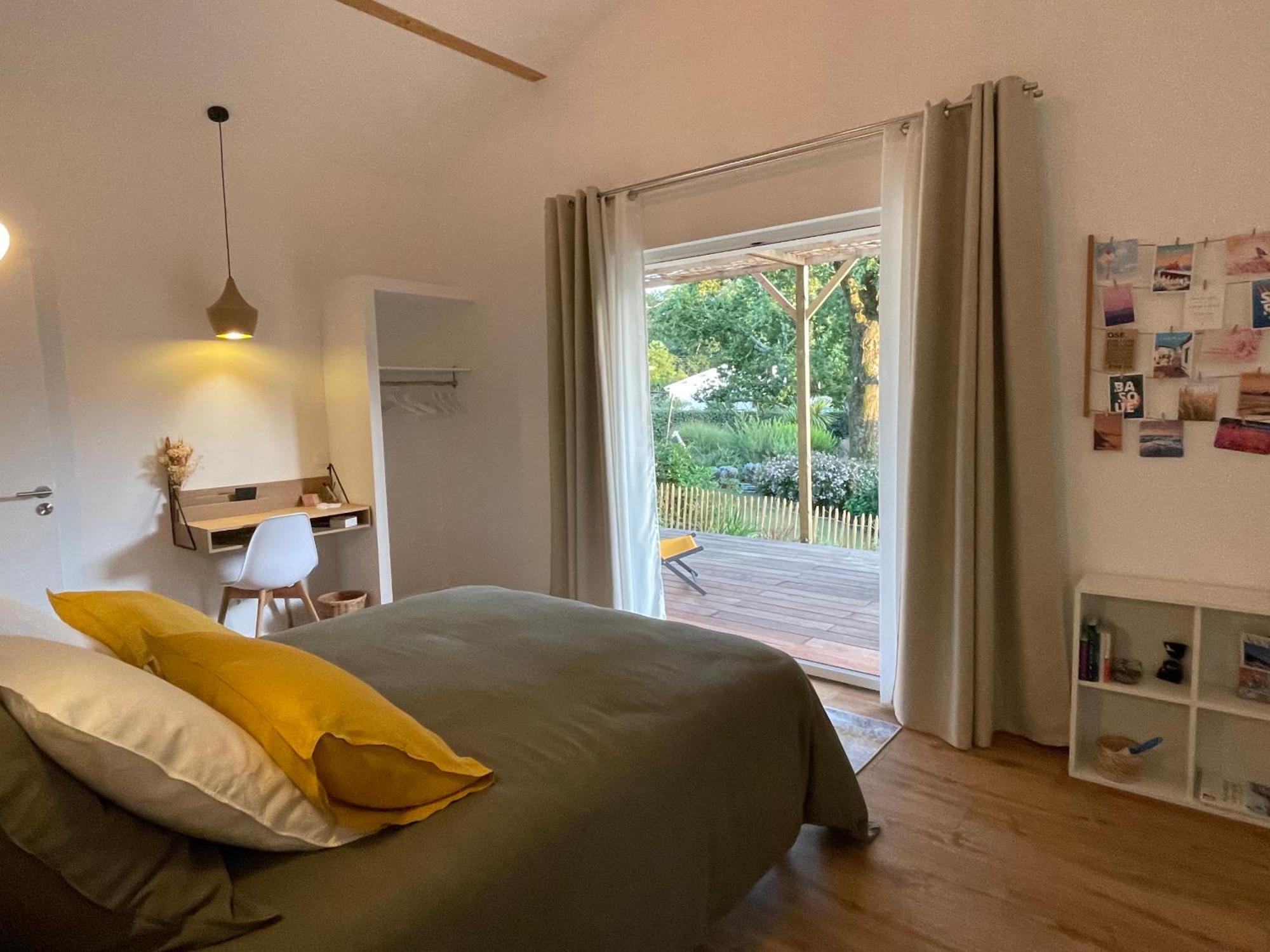 Haritzaga D'hote Terrasse & Jardin Prive Couette-café Biarritz