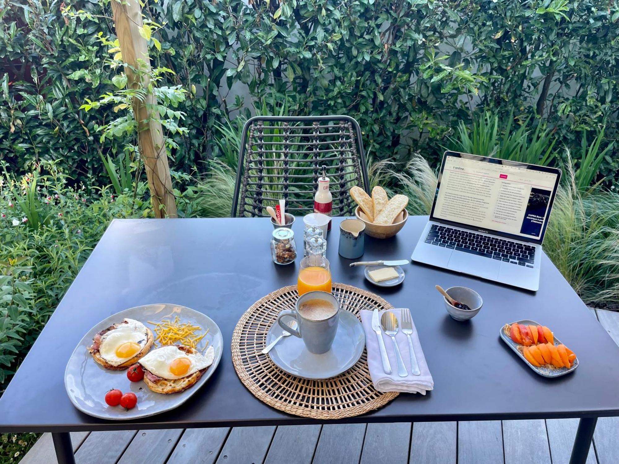 Haritzaga D'hote Terrasse & Jardin Prive * Biarritz
